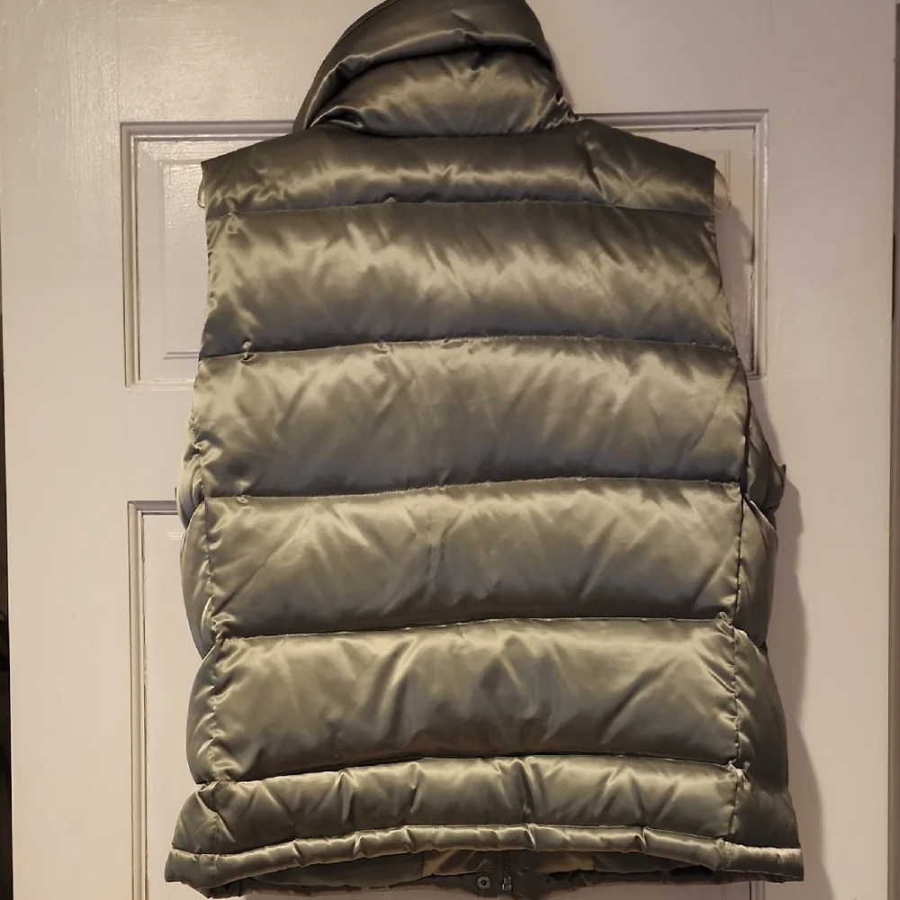 Talbots Shimmering Silver Puffer Vest - Picture 7 of 9